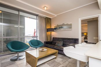 aha Harbour Bridge Hotel & Suites 4*