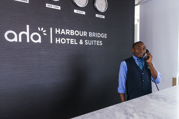 aha Harbour Bridge Hotel & Suites 4*