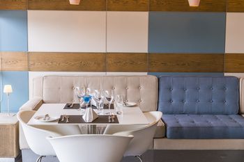 aha Harbour Bridge Hotel & Suites 4*