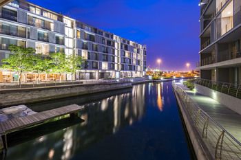 aha Harbour Bridge Hotel & Suites 4*