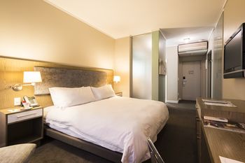 aha Harbour Bridge Hotel & Suites 4*