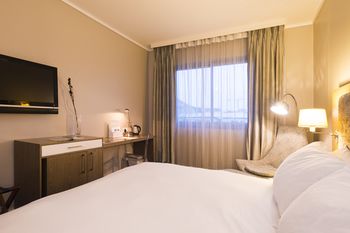 aha Harbour Bridge Hotel & Suites 4*