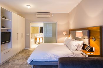aha Harbour Bridge Hotel & Suites 4*