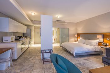 aha Harbour Bridge Hotel & Suites 4*