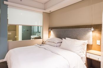 aha Harbour Bridge Hotel & Suites 4*