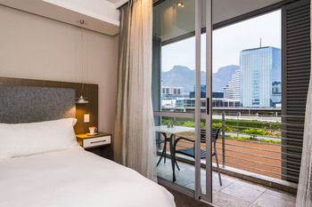 aha Harbour Bridge Hotel & Suites 4*