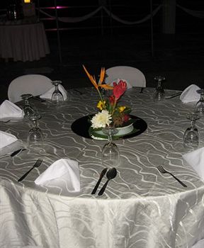 Subic Grand Seas Resort 3*