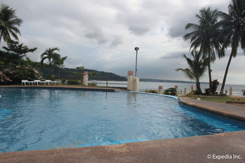 Subic Grand Seas Resort 3*