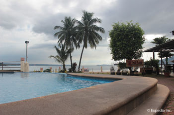 Subic Grand Seas Resort 3*