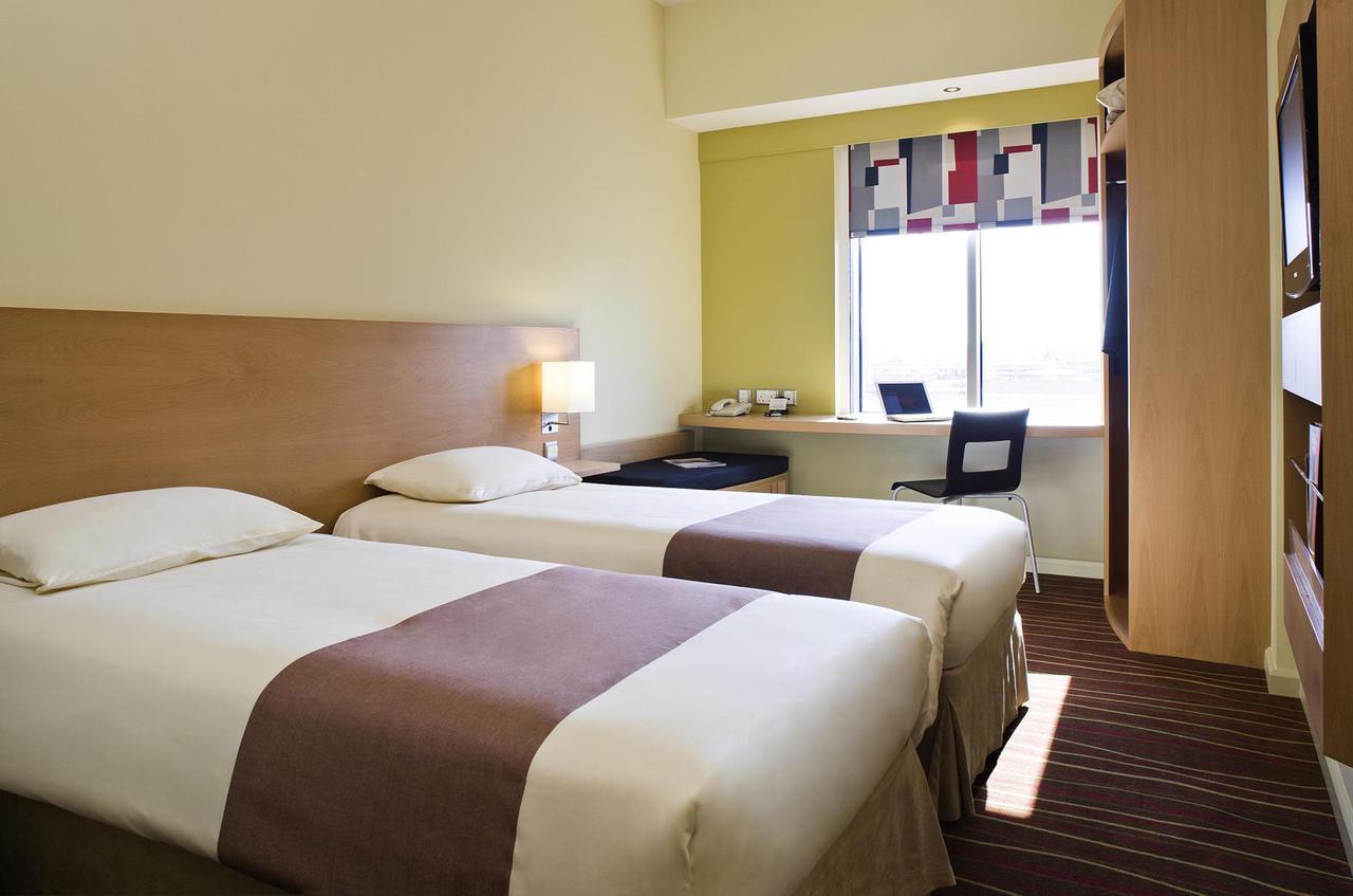 Ibis Mall Of The Emirates 3*