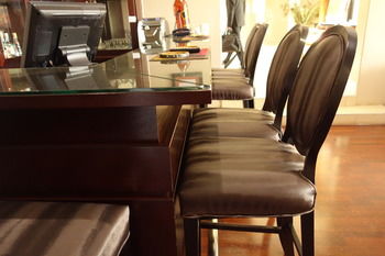 Radisson Hotel and Convention Centre OR Tambo Airport 4*