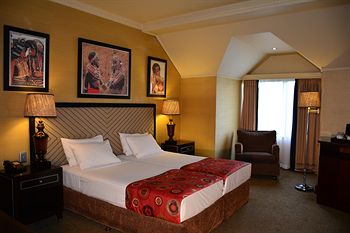 Emerald Resort & Casino 4*