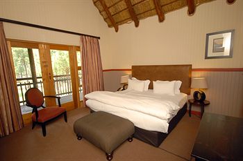 Emerald Resort & Casino 4*