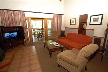 Emerald Resort & Casino 4*