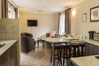 Emerald Resort & Casino 4*