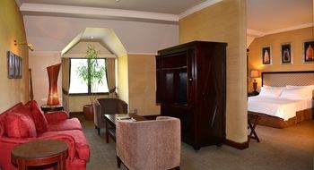 Emerald Resort & Casino 4*