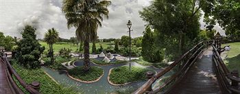 Emerald Resort & Casino 4*