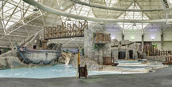 Emerald Resort & Casino 4*