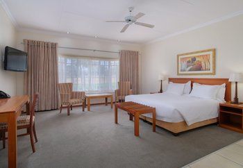 Protea Hotel by Marriott Polokwane Ranch Resort 4*