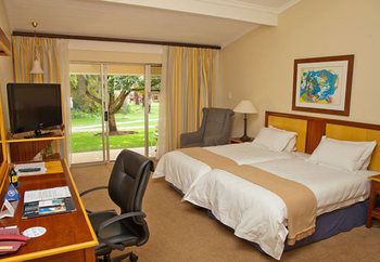 Protea Hotel by Marriott Polokwane Ranch Resort 4*