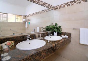 Protea Hotel by Marriott Polokwane Ranch Resort 4*