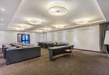 ANEW Hotel Witbank Emalahleni 3*