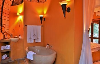 Hoyo Hoyo Safari Lodge 0*