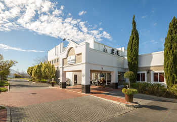 Protea Hotel by Marriott Stellenbosch 3*