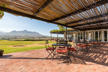 Protea Hotel by Marriott Stellenbosch 3*