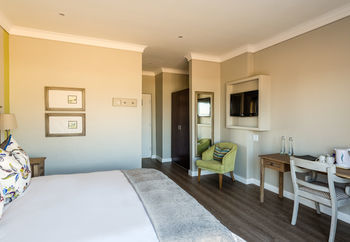 Protea Hotel by Marriott Stellenbosch 3*