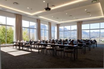 Protea Hotel by Marriott Stellenbosch 3*