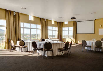 Protea Hotel by Marriott Stellenbosch 3*