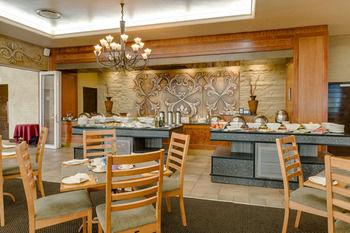 Protea Hotel by Marriott Stellenbosch 3*