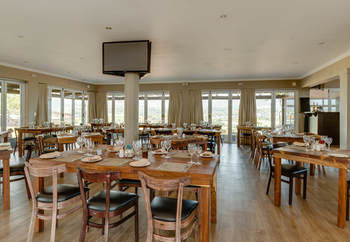 Protea Hotel by Marriott Stellenbosch 3*
