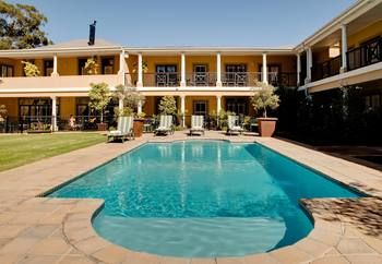 Protea Hotel by Marriott Franschhoek 4*