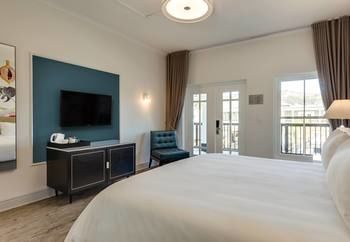 Protea Hotel by Marriott Franschhoek 4*