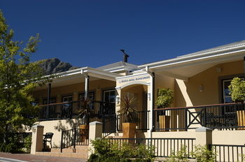 Protea Hotel by Marriott Franschhoek 4*