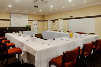 Protea Hotel by Marriott Franschhoek 4*
