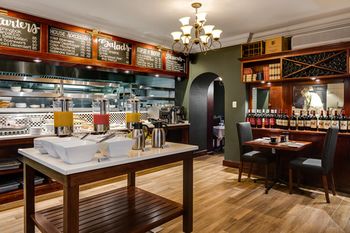 Protea Hotel by Marriott Franschhoek 4*