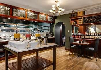 Protea Hotel by Marriott Franschhoek 4*