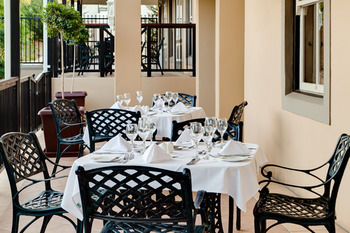 Protea Hotel by Marriott Franschhoek 4*