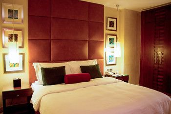 Hyatt Regency Al Kout Mall 5*