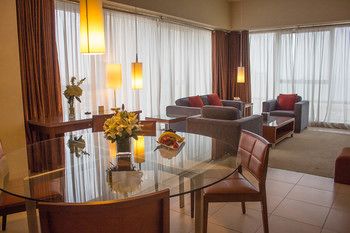 Hyatt Regency Al Kout Mall 5*