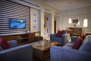 Hyatt Regency Al Kout Mall 5*