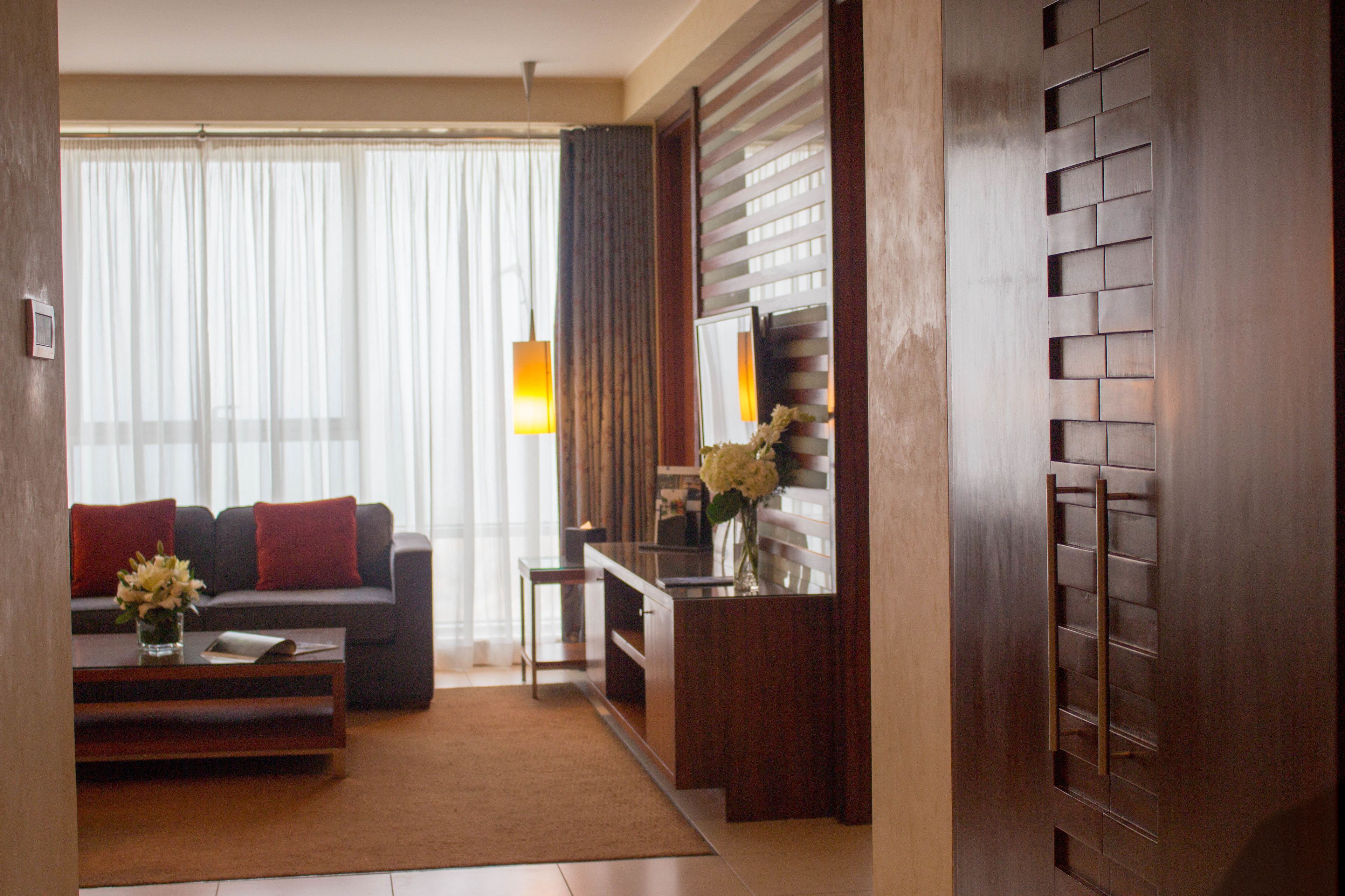 Hyatt Regency Al Kout Mall 5*