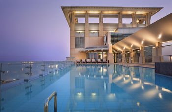 Hyatt Regency Al Kout Mall 5*