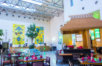 Holiday Inn Kuwait by IHG 4*