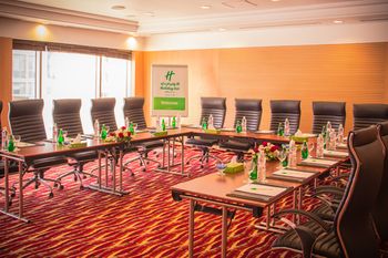 Holiday Inn Kuwait by IHG 4*