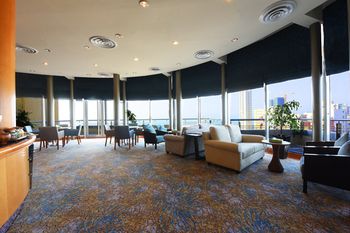 Holiday Inn Kuwait by IHG 4*
