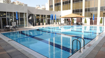 Holiday Inn Kuwait by IHG 4*